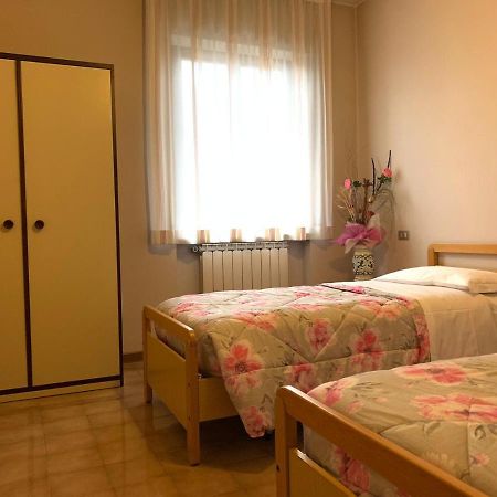 ヴァルドラゴーネ Stabat Mater Casa Di Preghiera Bed & Breakfast エクステリア 写真