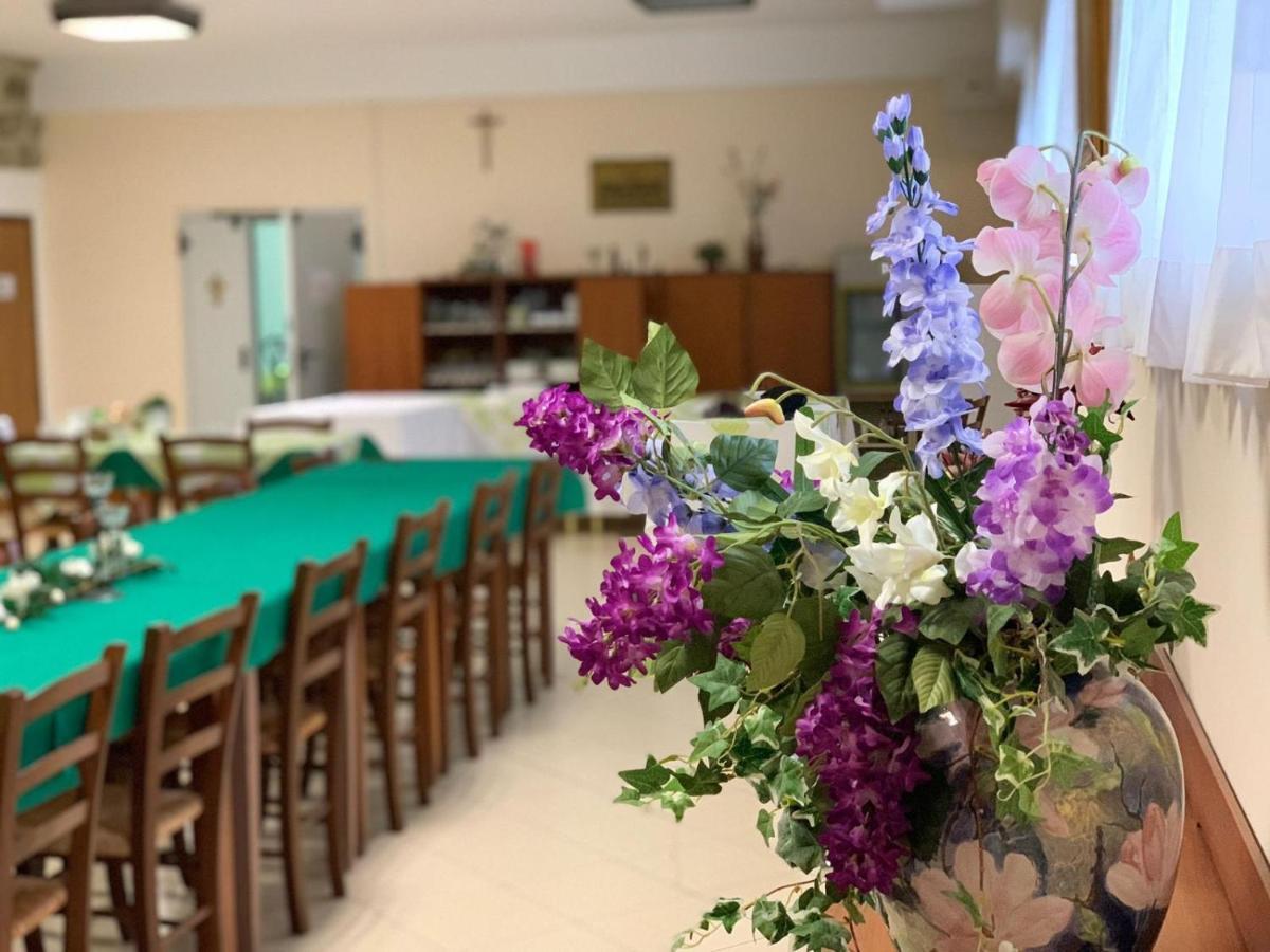 ヴァルドラゴーネ Stabat Mater Casa Di Preghiera Bed & Breakfast エクステリア 写真